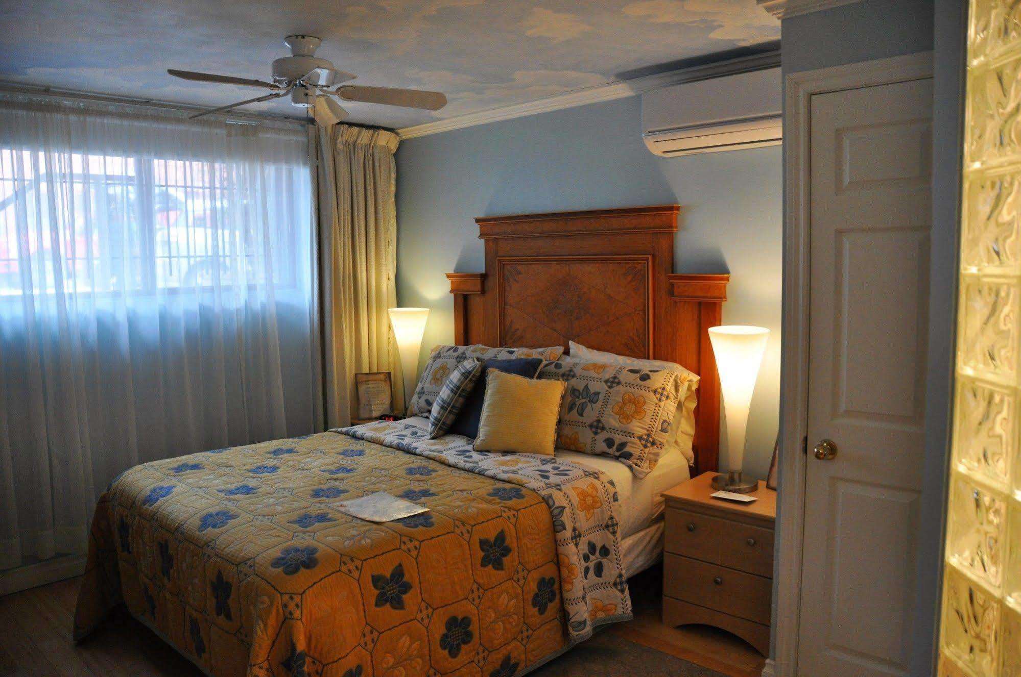 Maison Des Jardins B & B 4*